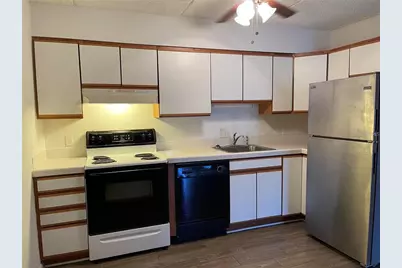 1303 83rd Avenue N #D, Saint Petersburg, FL 33702 - Photo 5