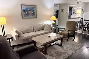 10263 Gandy Blvd N, Saint Petersburg, FL 33702 - Photo 3