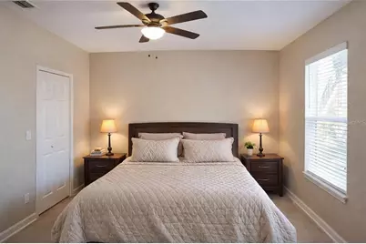 617 Island Place Way, Tampa, FL 33602 - Photo 9