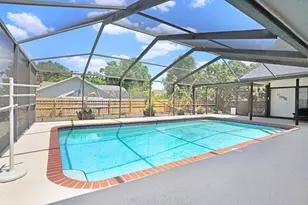 507 Sportsman Park Dr, Seffner, FL 33584 - Photo 5