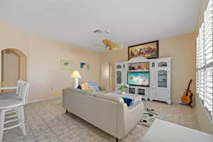 5117 Spectacular Bid Dr, Wesley Chapel, FL 33544 - Photo 19