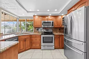 3149 Carlos Dr, Dunedin, FL 34698 - Photo 13
