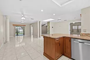 3149 Carlos Dr, Dunedin, FL 34698 - Photo 15