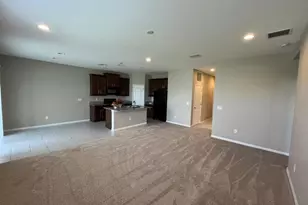 12119 Ledbury Commons Dr, Gibsonton, FL 33534 - Photo 5