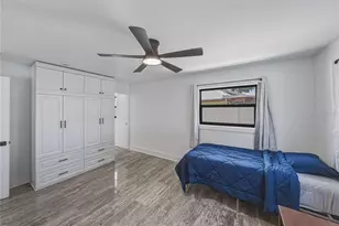 4201 37th St S, Saint Petersburg, FL 33711 - Photo 37