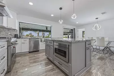 4201 37th Street S, Saint Petersburg, FL 33711 - Photo 15