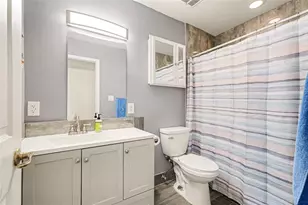 7815 N Woodlynne Ave, Tampa, FL 33614 - Photo 21
