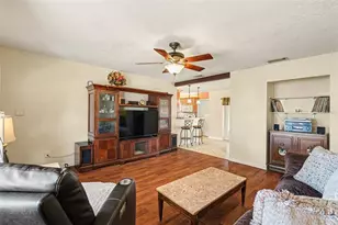 7815 N Woodlynne Ave, Tampa, FL 33614 - Photo 7