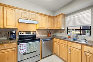 6100 Gulfport Blvd S, Gulfport, FL 33707 - Photo 9