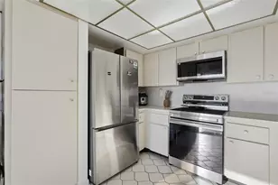 6269 Palma Del Mar Blvd S, Saint Petersburg, FL 33715 - Photo 11