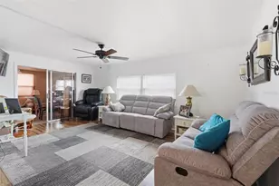 2049 Manoa Dr, Holiday, FL 34691 - Photo 11