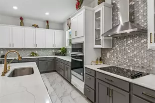 19129 Planetree St, Orlando, FL 32827 - Photo 11