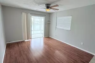 11705 3rd St E, Treasure Island, FL 33706 - Photo 9