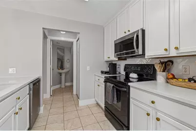 3863 Island Way, Saint Petersburg, FL 33705 - Photo 19