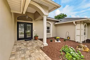 2804 Clubhouse Dr, Plant City, FL 33566 - Photo 11