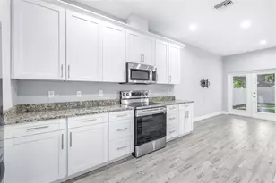 1505 E North Bay St, Tampa, FL 33610 - Photo 11
