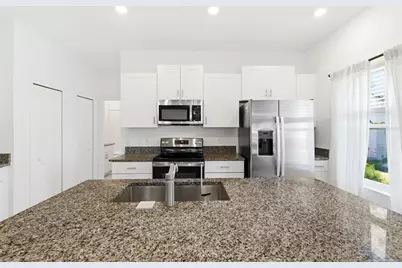 873 Tennyson Mill Circle, Tampa, FL 33619 - Photo 13