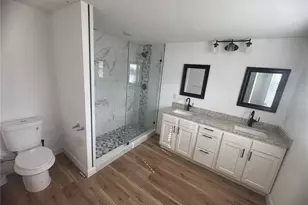 905 Center St, Plant City, FL 33563 - Photo 9