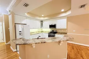 2856 Bayshore Trails Dr, Tampa, FL 33611 - Photo 7