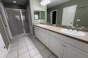 2856 Bayshore Trails Dr, Tampa, FL 33611 - Photo 17