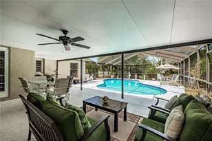 6804 Seafairer Dr, Tampa, FL 33615 - Photo 15