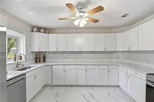 67 Cove Rd, Inglis, FL 34449 - Photo 13