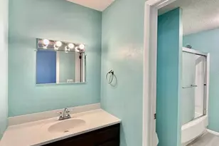 3416 Sunrise Villas Ct N, Tampa, FL 33614 - Photo 19