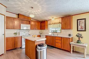 7207 50th Ave S, Tampa, FL 33619 - Photo 17