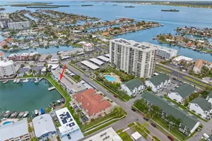 400 Larboard Way, Clearwater Beach, FL 33767 - Photo 33