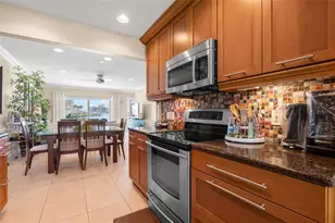 400 Larboard Way, Clearwater Beach, FL 33767 - Photo 17