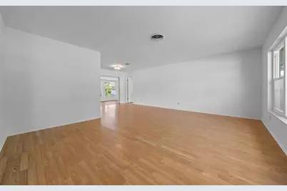 1214 Poplar Avenue, Venice, FL 34285 - Photo 5