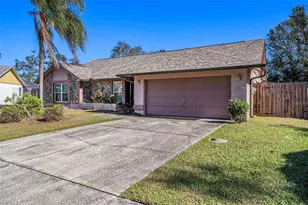 1606 Dusty Rose Ln, Brandon, FL 33510 - Photo 3