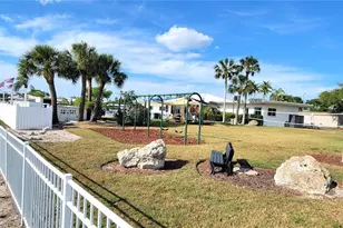 10351 Regal Dr, Largo, FL 33774 - Photo 33