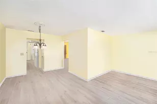 5216 81st St N, Saint Petersburg, FL 33709 - Photo 3