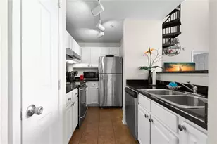 501 Knights Run Ave, Tampa, FL 33602 - Photo 5