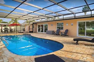 245 78 Th Ave N, Saint Petersburg, FL 33702 - Photo 9