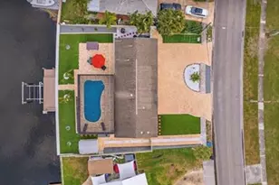 245 78 Th Ave N, Saint Petersburg, FL 33702 - Photo 3