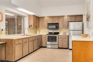 2101 Sunset Point Rd, Clearwater, FL 33765 - Photo 7