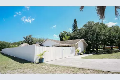 1307 Normandy Circle, Palm Harbor, FL 34683 - Photo 45