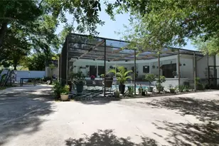 1307 Normandy Circle, Palm Harbor, FL 34683 - Photo 31