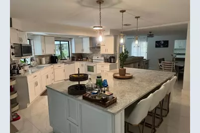 1307 Normandy Circle, Palm Harbor, FL 34683 - Photo 15
