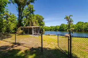 608 Vanderbaker Rd, Temple Terrace, FL 33617 - Photo 77