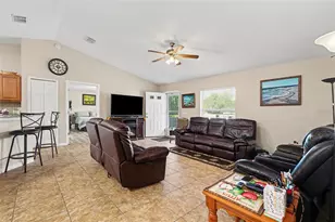 3147 Sydney Dover Rd, Dover, FL 33527 - Photo 9