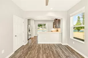 6905 Towering Spruce Dr, Riverview, FL 33578 - Photo 9