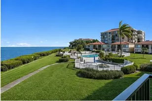 6104 Palma Del Mar Blvd S, Saint Petersburg, FL 33715 - Photo 11