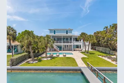 7115 Bay Street, Saint Pete Beach, FL 33706 - Photo 9