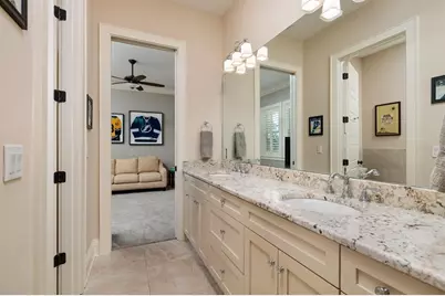 852 Cordova Boulevard NE, Saint Petersburg, FL 33704 - Photo 37