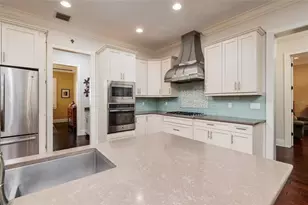 852 Cordova Blvd NE, Saint Petersburg, FL 33704 - Photo 13