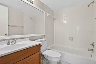 14319 Hanging Moss Cir, Tampa, FL 33613 - Photo 13