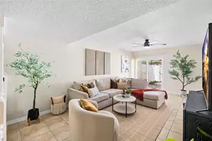 7256 Moffatt Ln N, Pinellas Park, FL 33781 - Photo 3